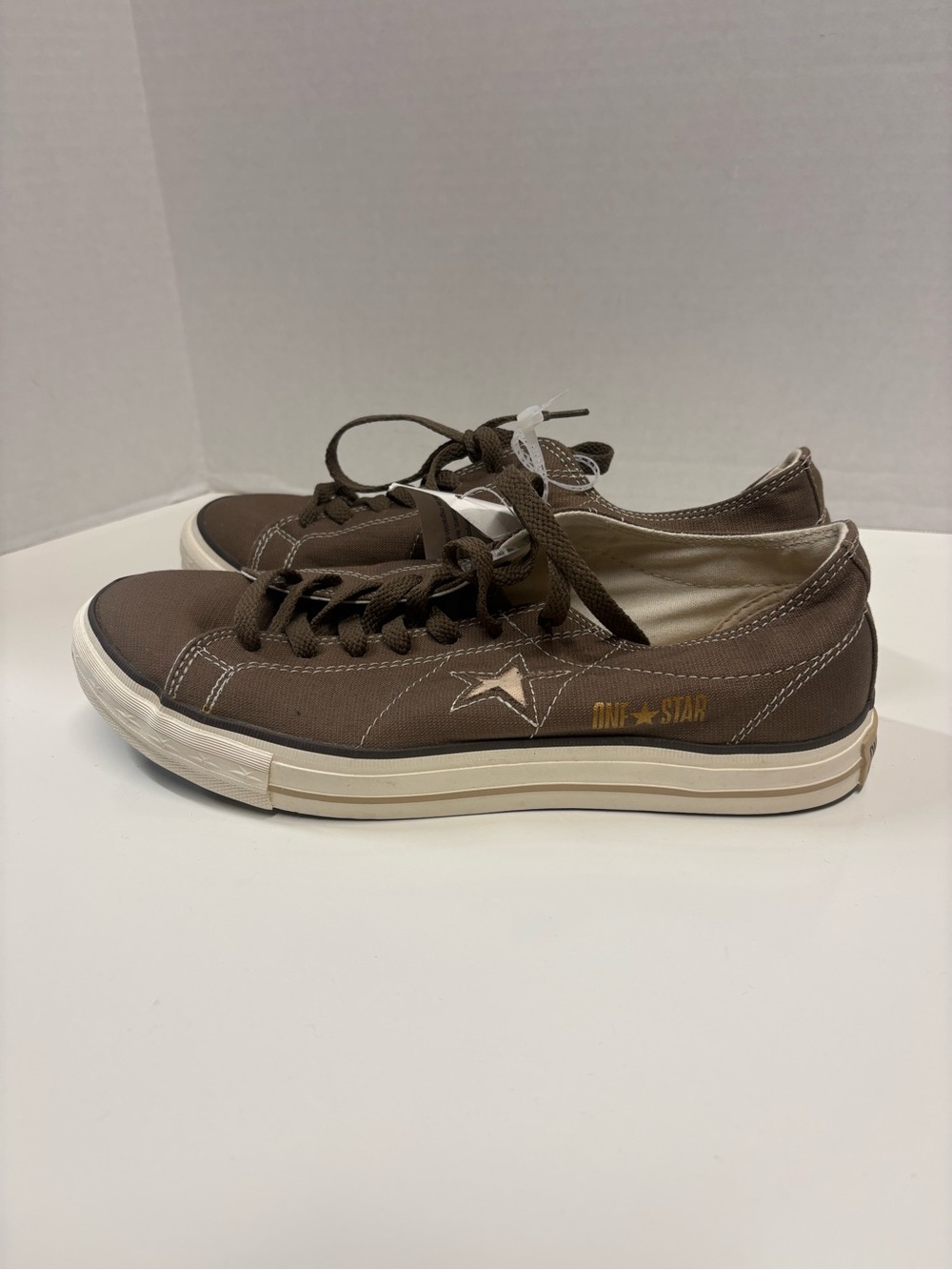 Converse One Star Low-Top Sneakers in Brown and White